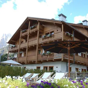 Ca' Del Sole , San Vito di Cadore Italia
